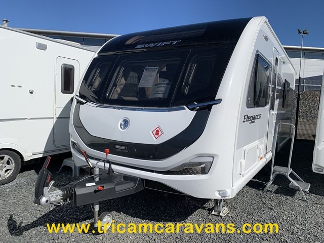 2025 Swift Elegance Grande 780/4, 1 Owner, Transverse Island Bed