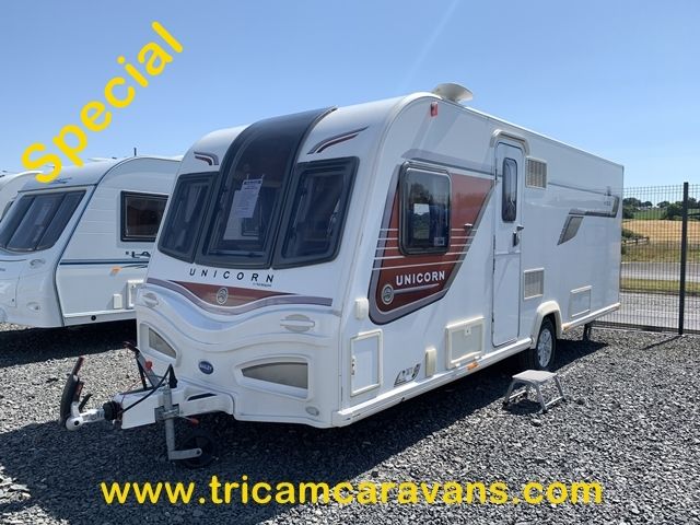 TRICAM SPECIAL - SAVE £500! 2014 Bailey Unicorn Vigo, Transverse Island Bed